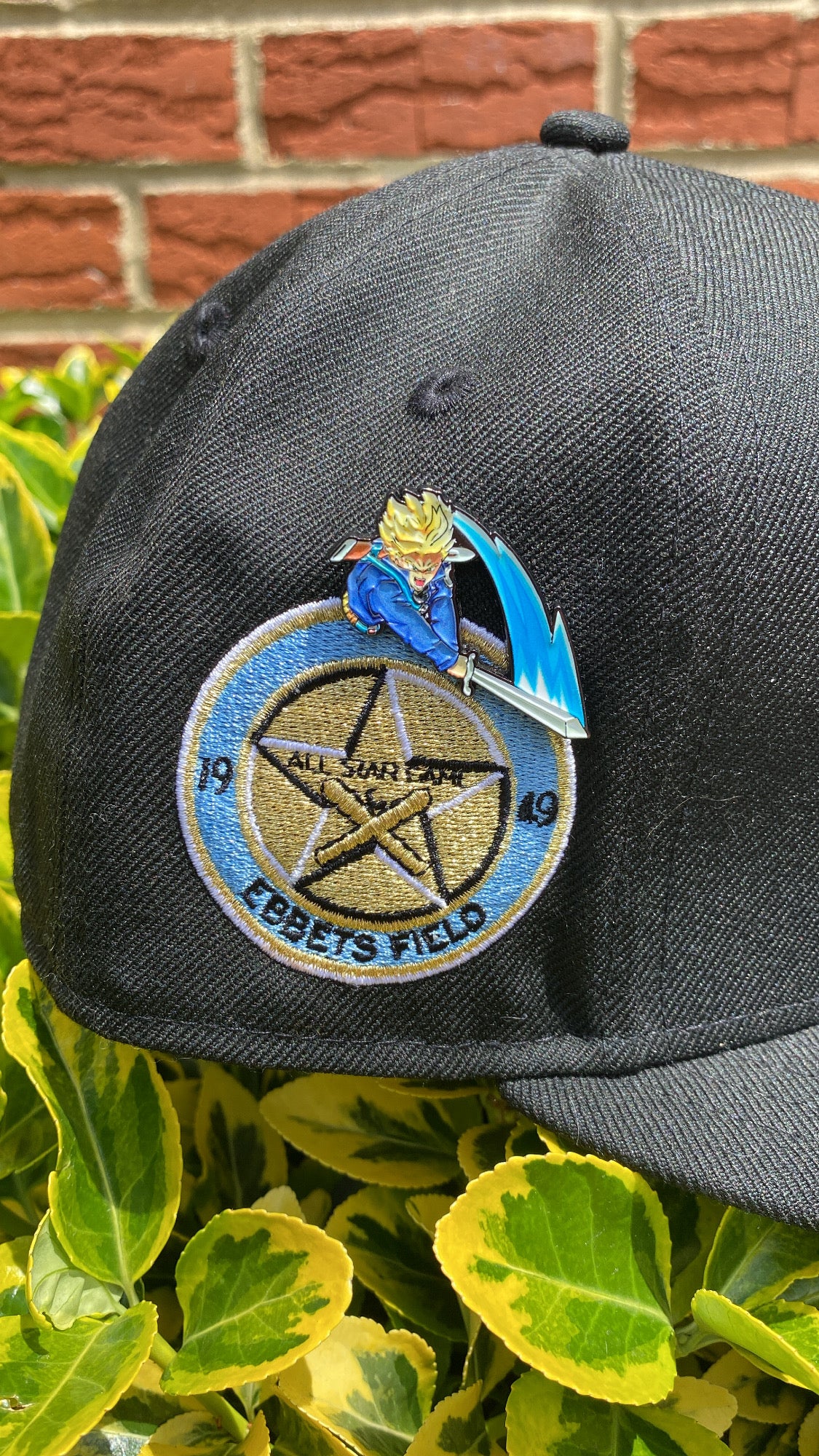 Dragon Ball Z Trunks pin